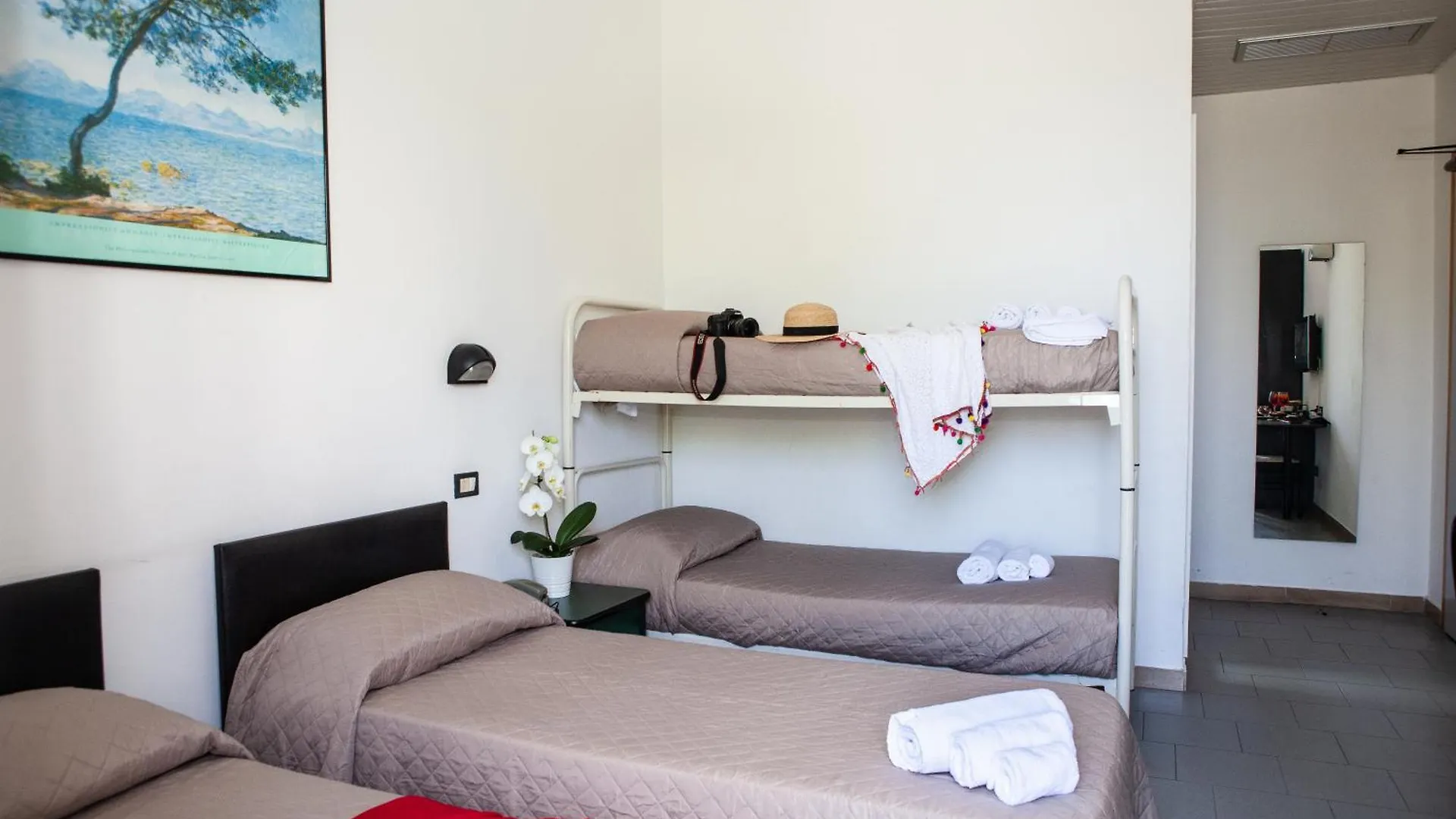 Hotel La Torretta Bramante Римини Италия