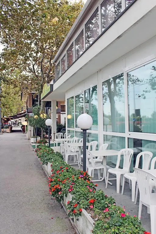 Hotel La Torretta Bramante Римини